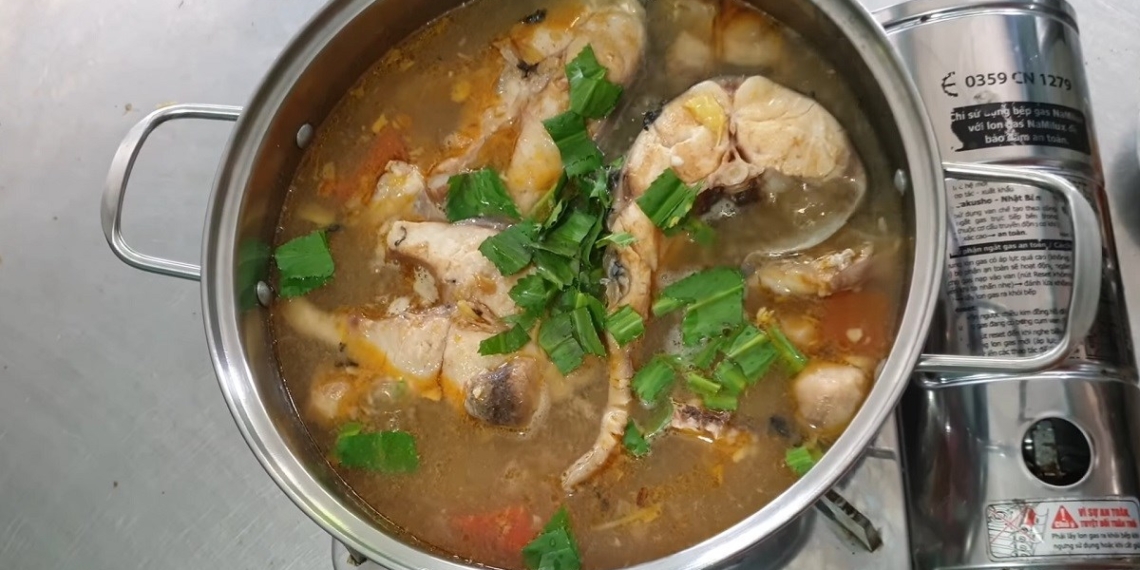 how to make delicious sky fish soup simple and satisfying for a home party 08364