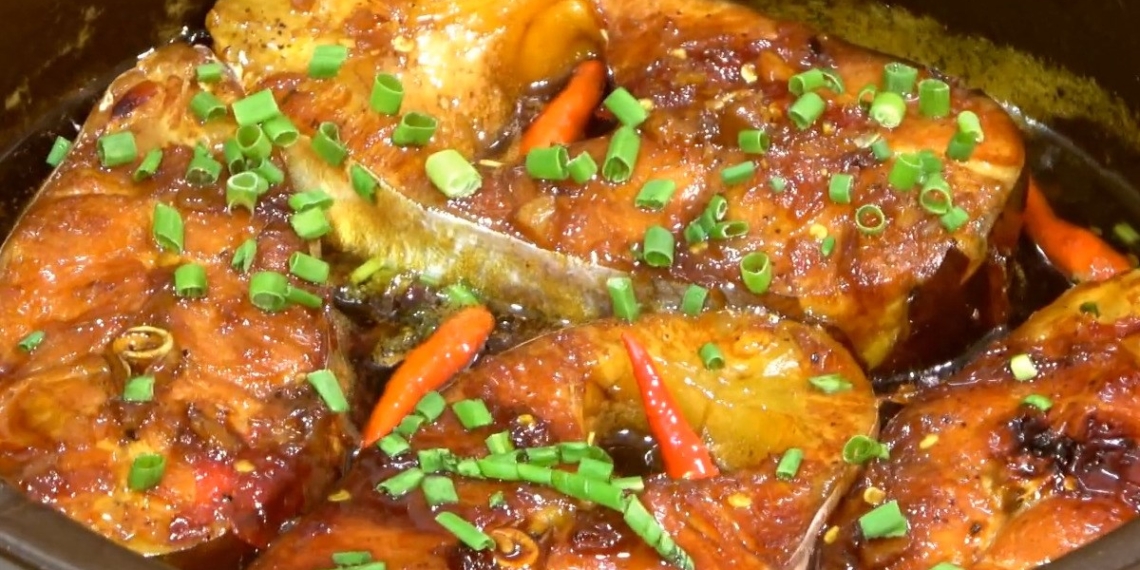 how to make delicious sweet and sour pineapple fish simmered in sauce simple recipe 08074
