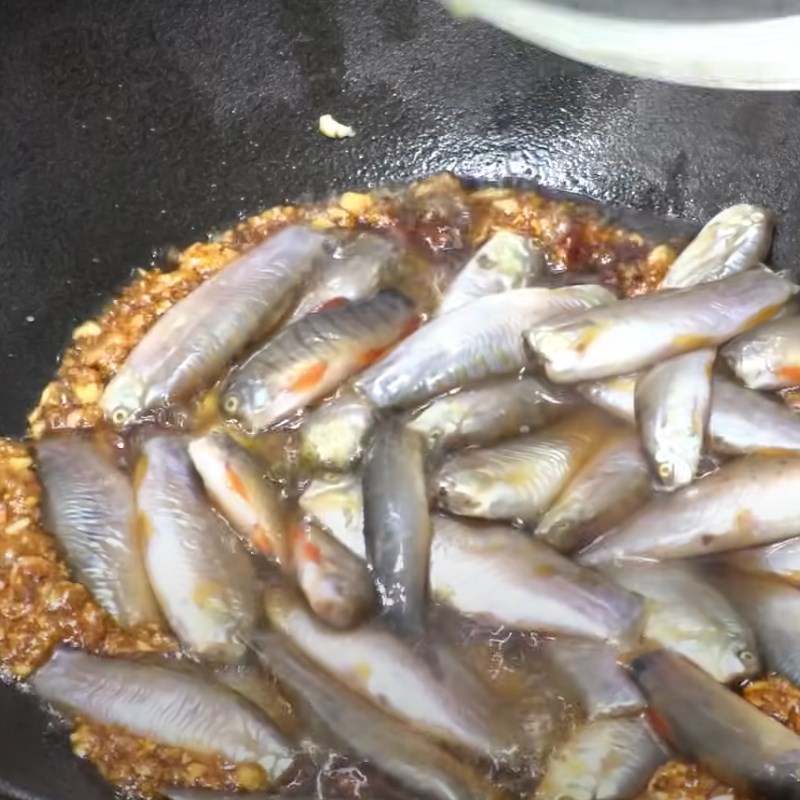 Step 2 Fish Stew Dolphin fish with pepper