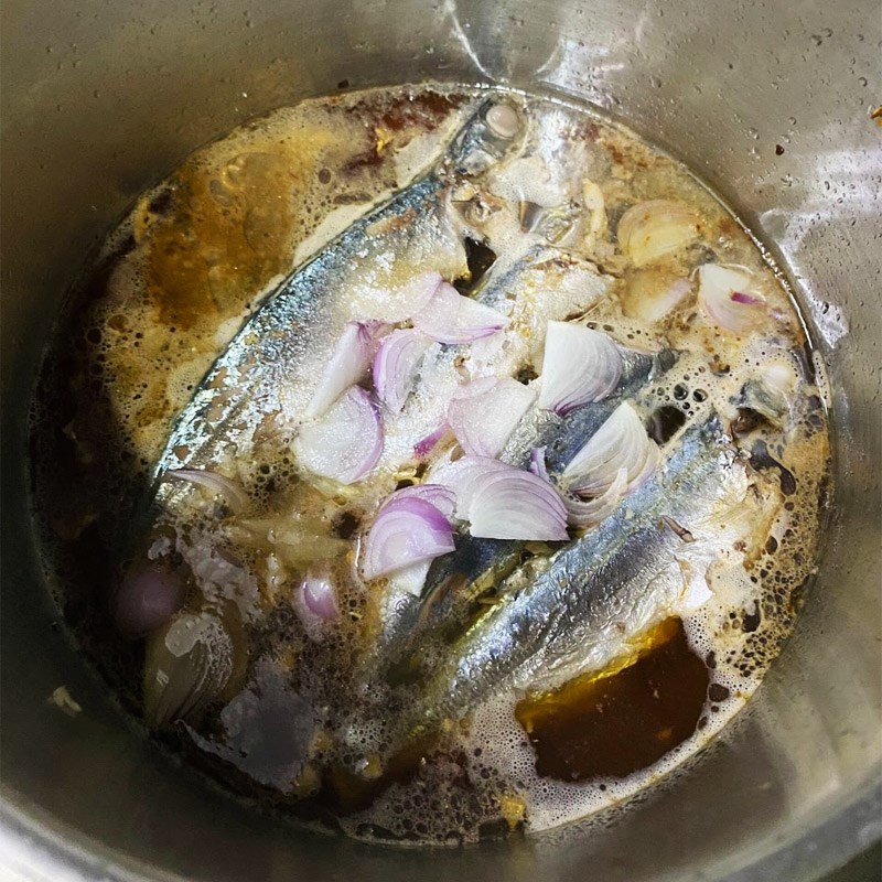 Step 3 Fish Stew Mackerel Stewed in Coconut Water (user-shared recipe)