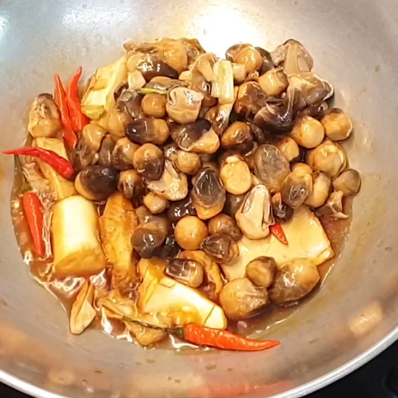 Step 3 Cook coconut heart Coconut heart cooked with mushrooms