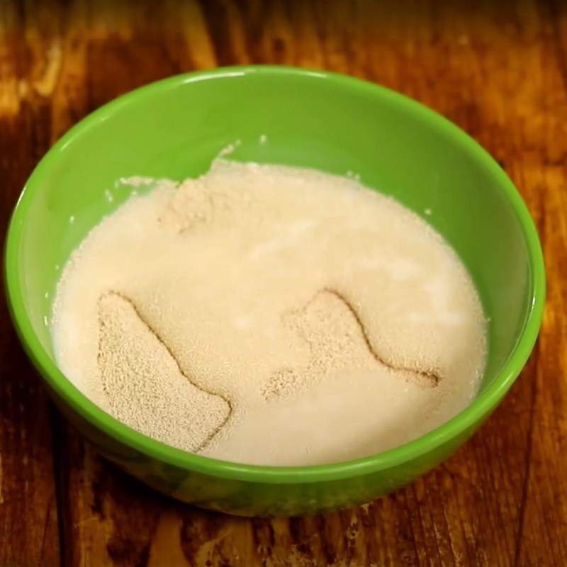 Step 1 Activate yeast for cotton cake