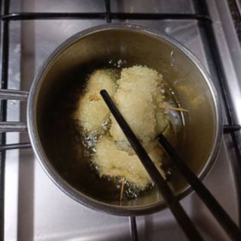 Step 4 Making fried eggplant rolled with meat Fried eggplant rolled with meat