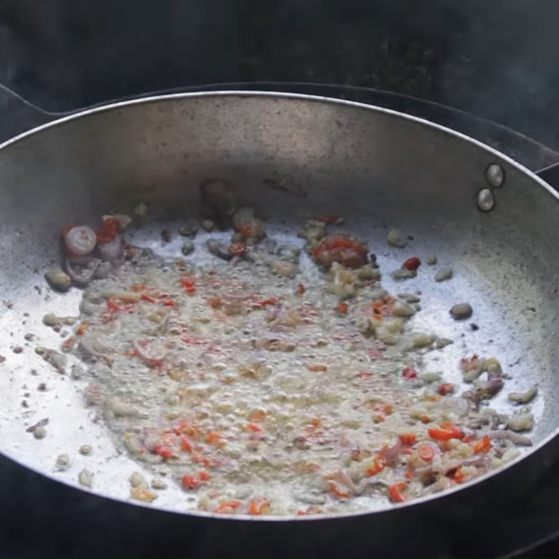 Step 4 Make the sauce Steamed buffalo meat with lemongrass