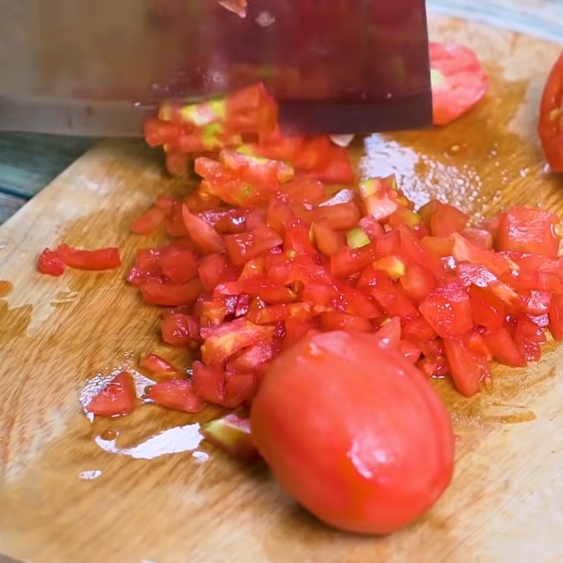 Step 1 Make tomato sauce for beef stew with beans