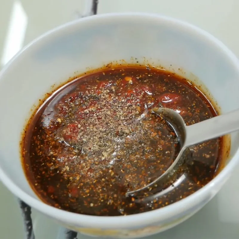 Step 2 Make chicken marination sauce for roasted chicken noodles using an air fryer