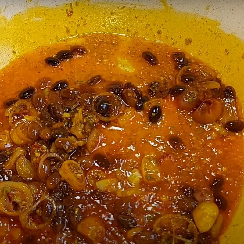 Step 2 Make the stir-fry sauce Stir-fried straw mushrooms