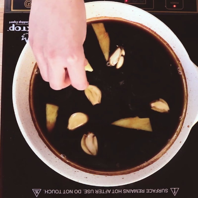 Step 3 Making marinated eggs for Tsukemen ramen