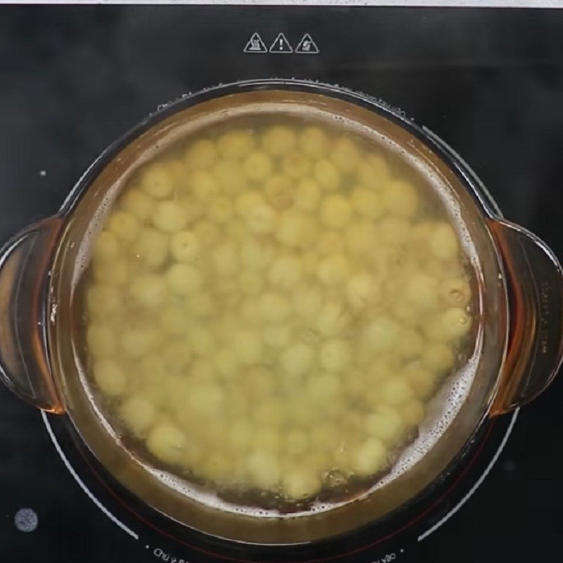 Step 1 Boil lotus seeds and water chestnuts Golden Lotus Tea