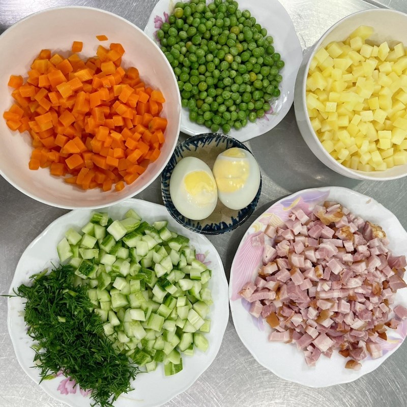 Step 2 Boiling vegetables Traditional Russian Salad