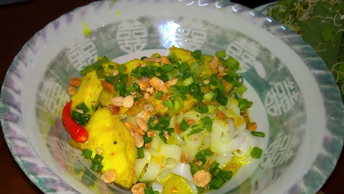 2 Unique Ways to Cook Catfish Quang Noodles with Rich Flavor, Appealing, and Super Simple 16 Snakehead fish noodles