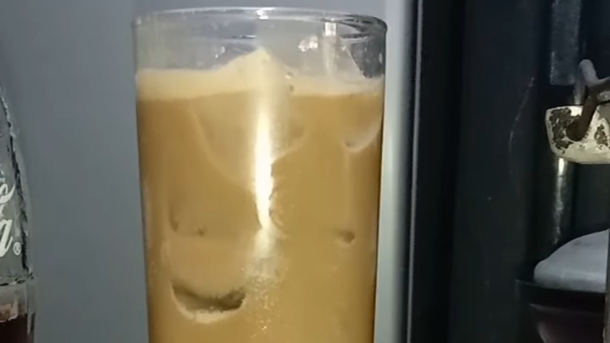 2 Unique Ways to Mix Milo with Coca Cola That are Surprisingly Delicious and Super Easy to Make 2 Milo mixed with Coca-Cola