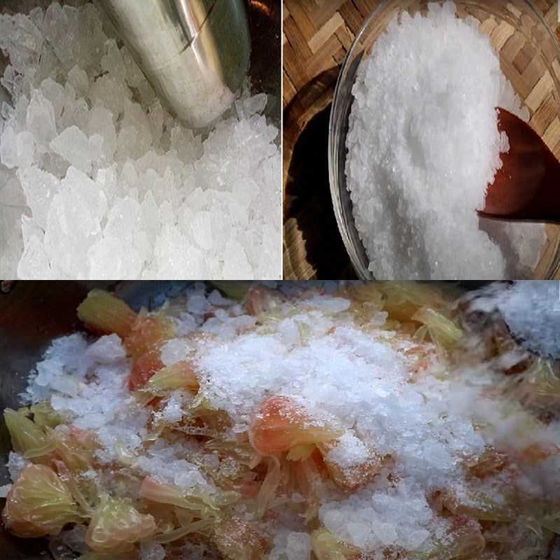 Step 2 Cooking grapefruit and rock sugar Grapefruit cooked with rock sugar and honey