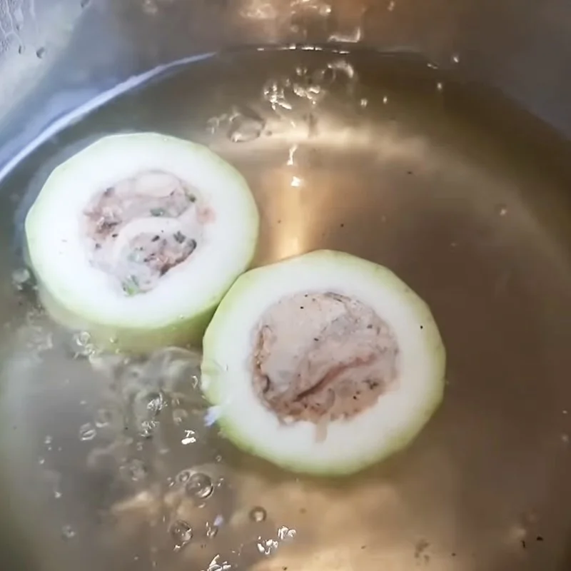 Step 4 Cook the soup Vegetarian stuffed gourd soup