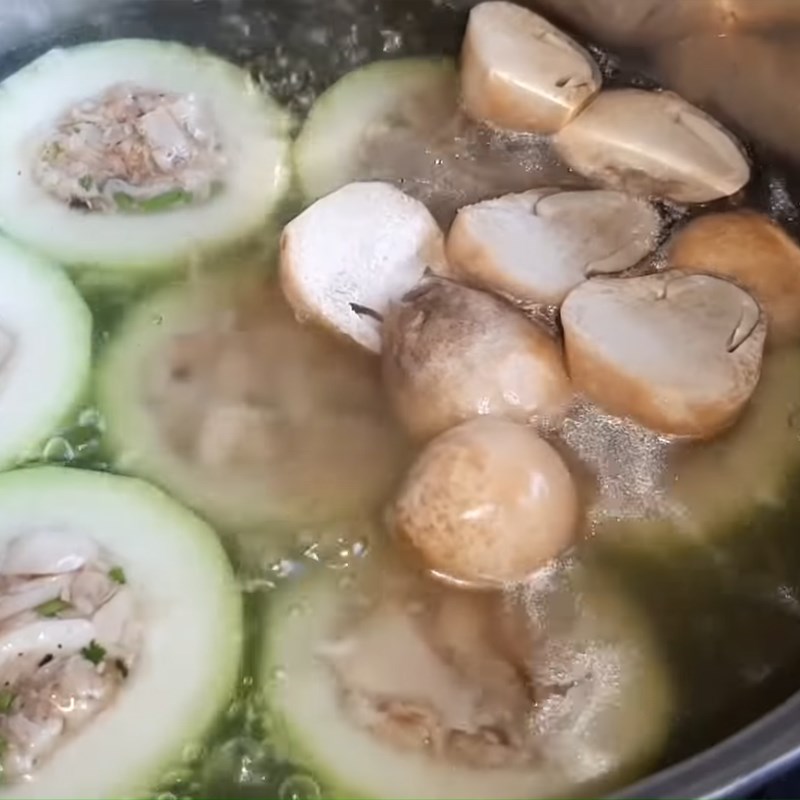 Step 4 Cook the soup Vegetarian stuffed gourd soup