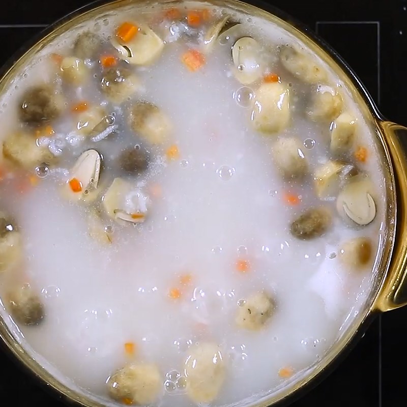 Step 3 Cook mushroom porridge