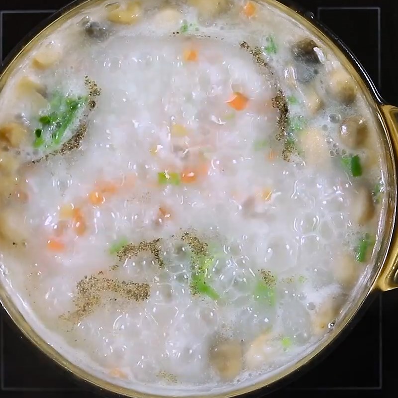 Step 3 Cook mushroom porridge