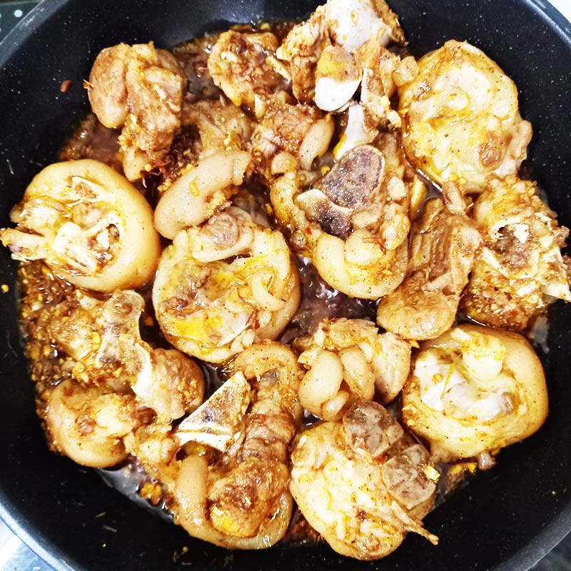 Step 5 Cooking Marinated pork knuckle in coconut water