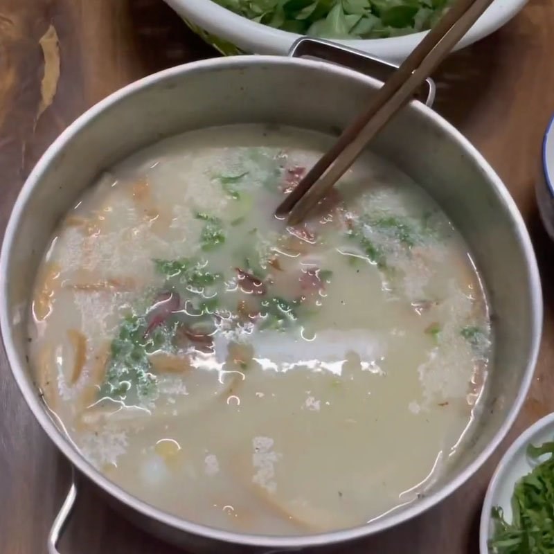 Step 4 Cooking the broth for Snakehead Fish Soup