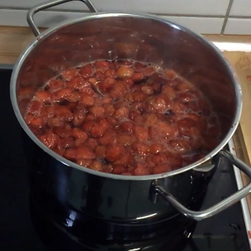 Step 3 Cook syrup Strawberry syrup
