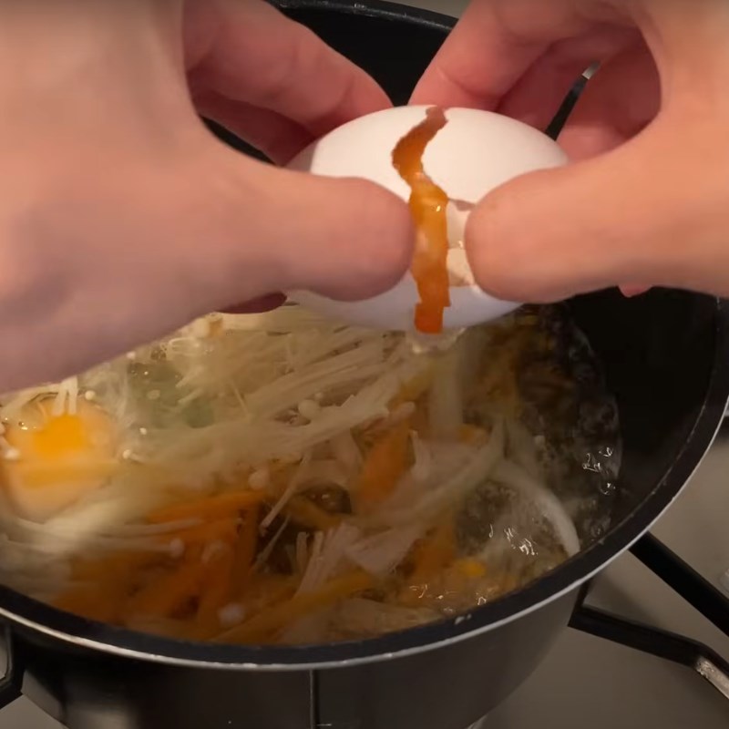 Step 2 Cooking miso egg soup Miso egg soup