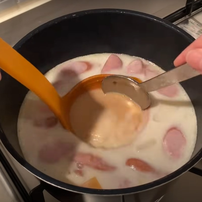 Step 2 Cook fresh milk miso soup Fresh milk miso soup