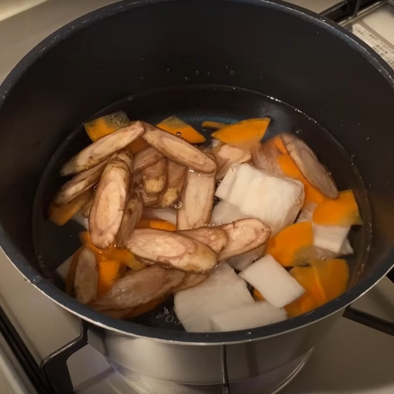 Step 2 Cook the pork miso soup Pork Miso Soup (Tonjiru)