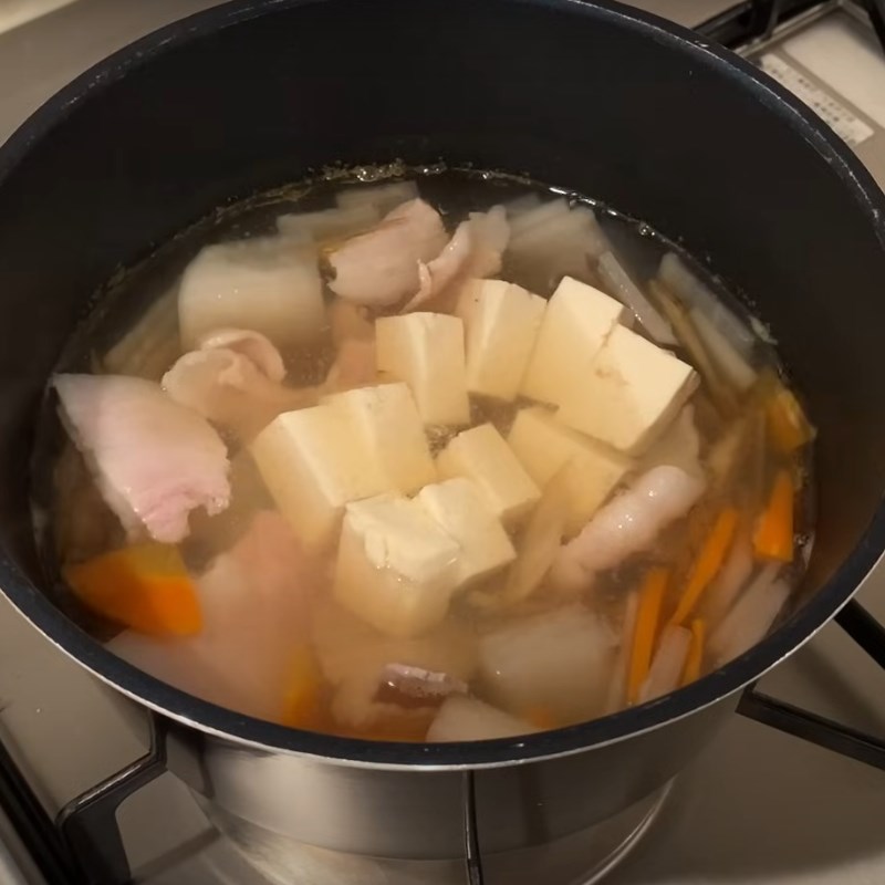 Step 2 Cook the pork miso soup Pork Miso Soup (Tonjiru)