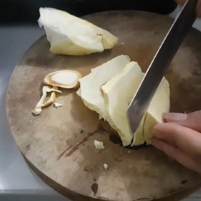 Step 2 Prepare the ingredients for Crispy Fried Durian