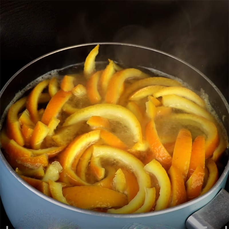 Step 1 Cook the fruit peel for Fruit Bread Panettone