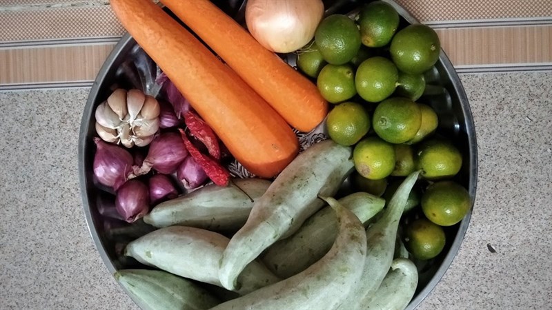 Ingredients for bitter melon salad