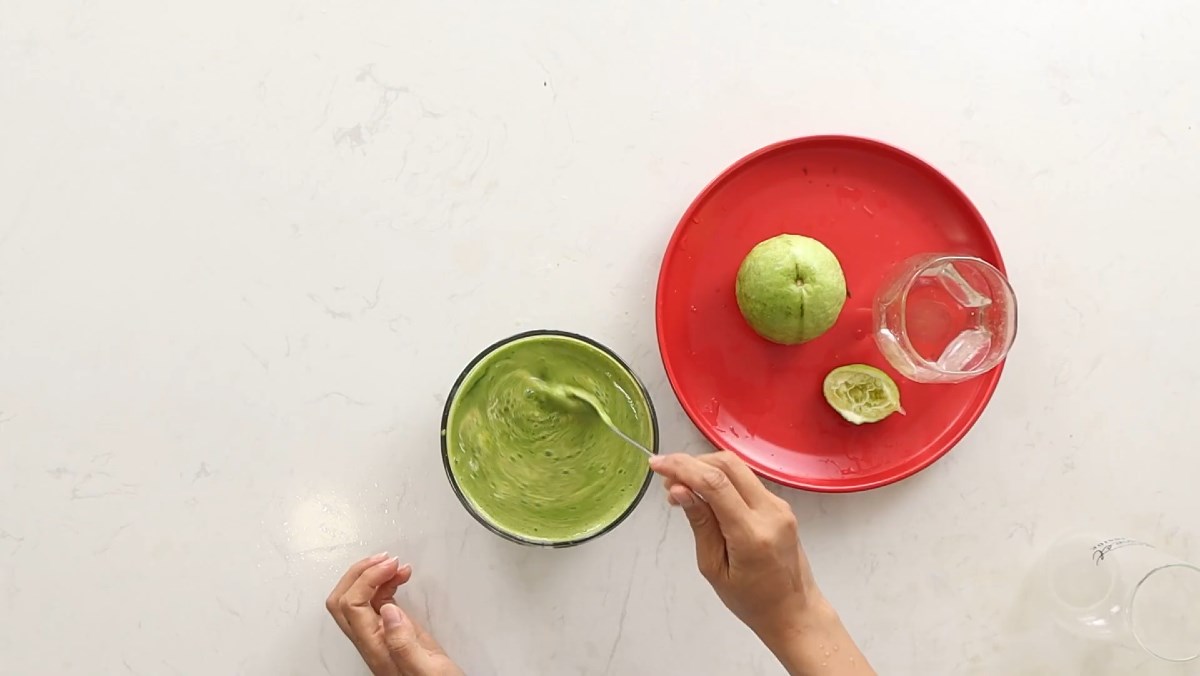 3 Ways to Make Centella Juice with a Slow Juicer for Effective Cooling and Weight Loss 22 Pennywort guava orange juice
