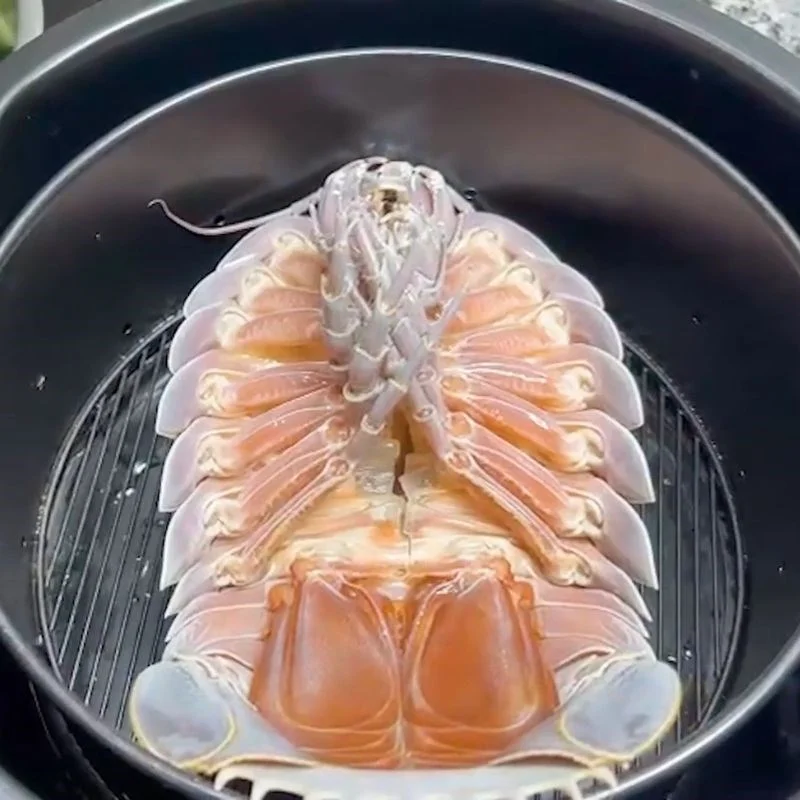 Step 2 Grill the sea bug Grilled sea bug