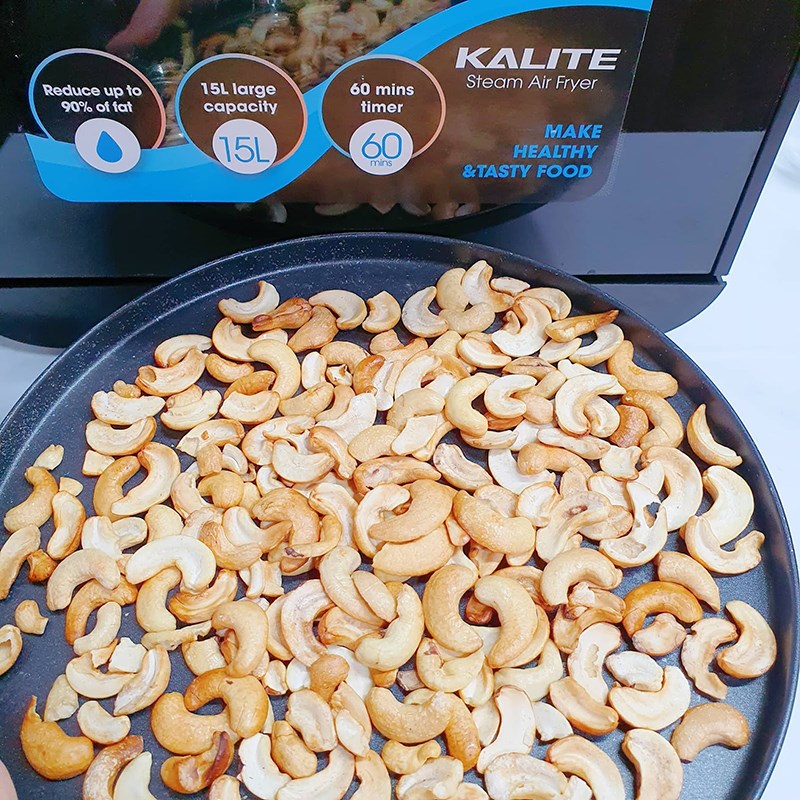 Step 2 Roasting cashews Cashew milk