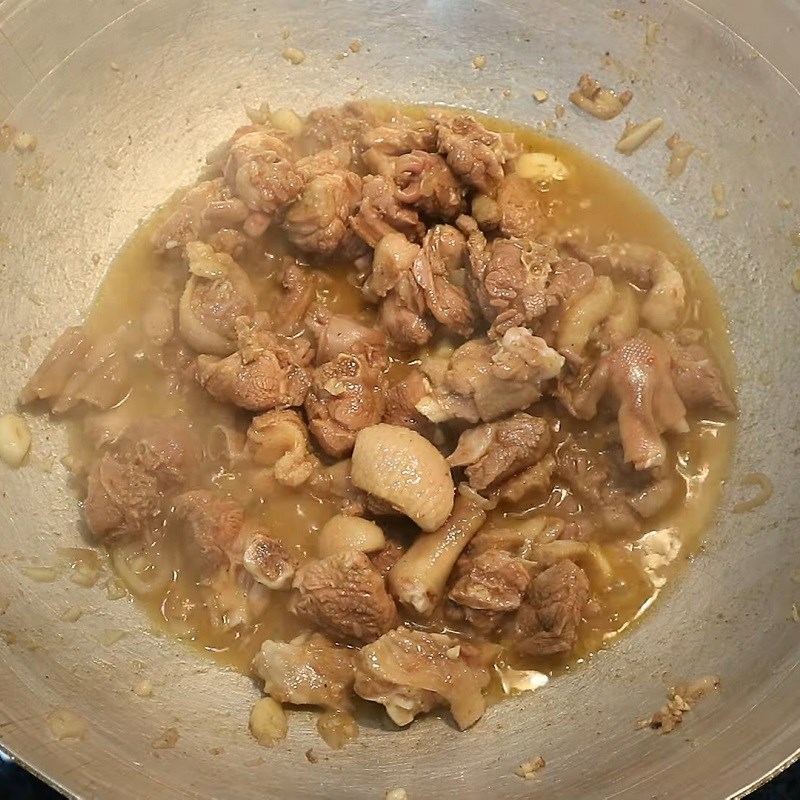 Step 4 Braised duck Duck braised with beer