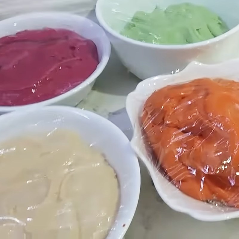 Step 4 Mixing the colorful cake dough Rainbow sticky rice cake