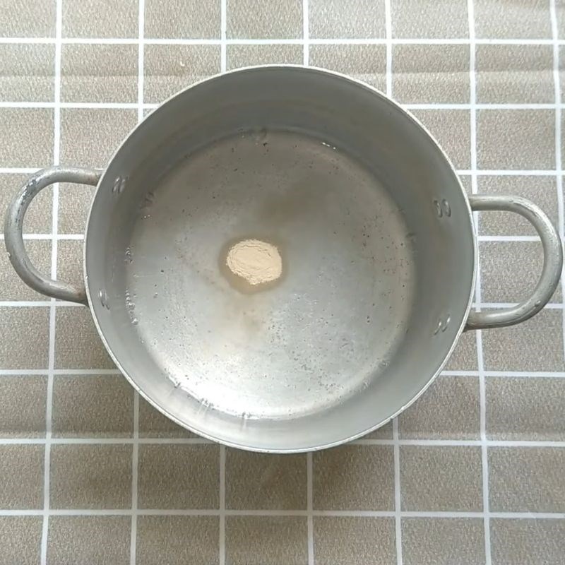 Step 2 Mixing agar powder and green tea powder for green tea flan using agar powder