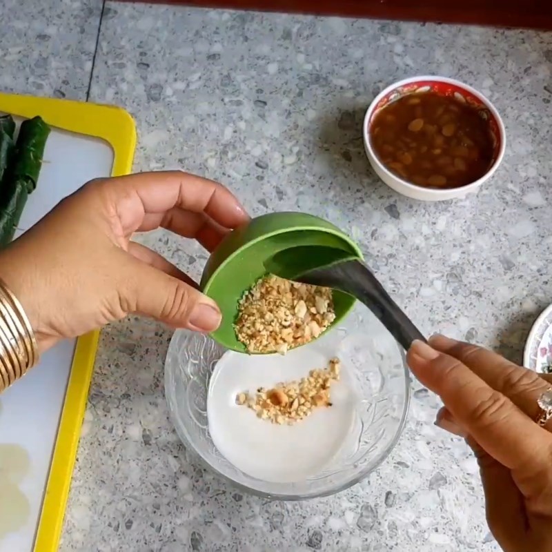 Step 5 Make the dipping sauce Grilled frog rolls with betel leaves