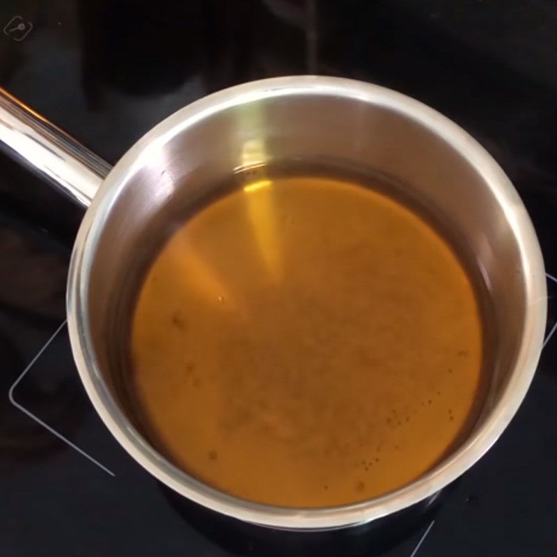 Step 4 Make fish sauce Egg ribs rice