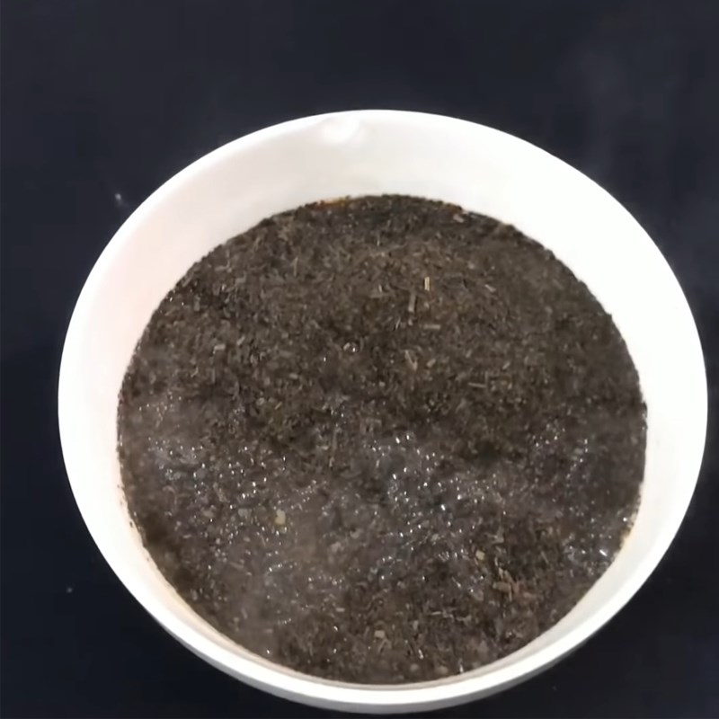 Step 1 Brewing tea, straining tea Milk Tea Jelly