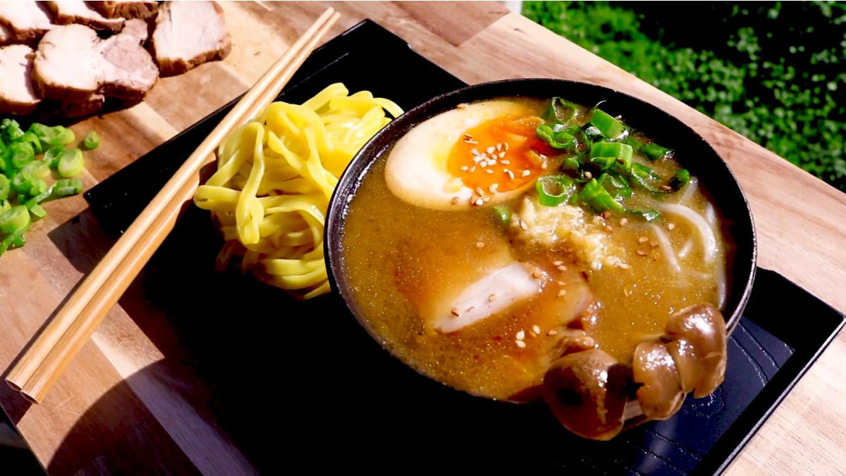 2 ways to make delicious and flavorful ramen that will impress the whole family, authentic Japanese style 2 Tsukemen ramen