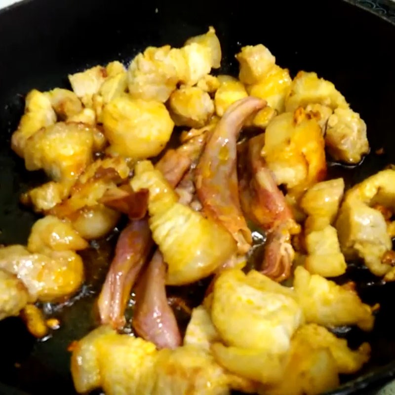 Step 3 Braised squid Salted squid with pork belly
