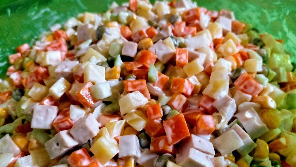 How to Make Delicious and Easy Russian Salad at Home 2 Russian Salad