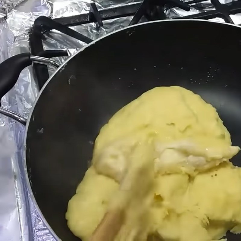 Step 2 Cooking mung bean filling for multi-colored cake