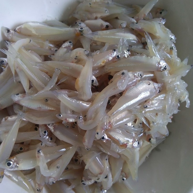 Step 1 Prepare and Marinate Anchovies for Anchovy Soup