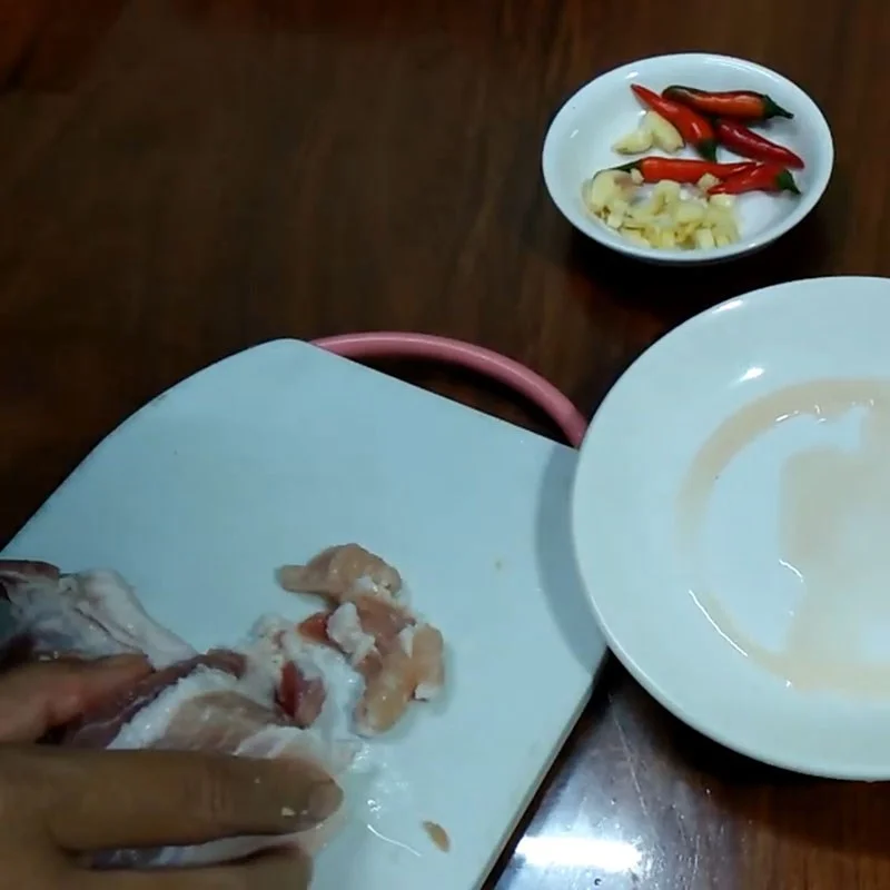 Step 1 Prepare the ingredients for Salted Squid with Pork Belly