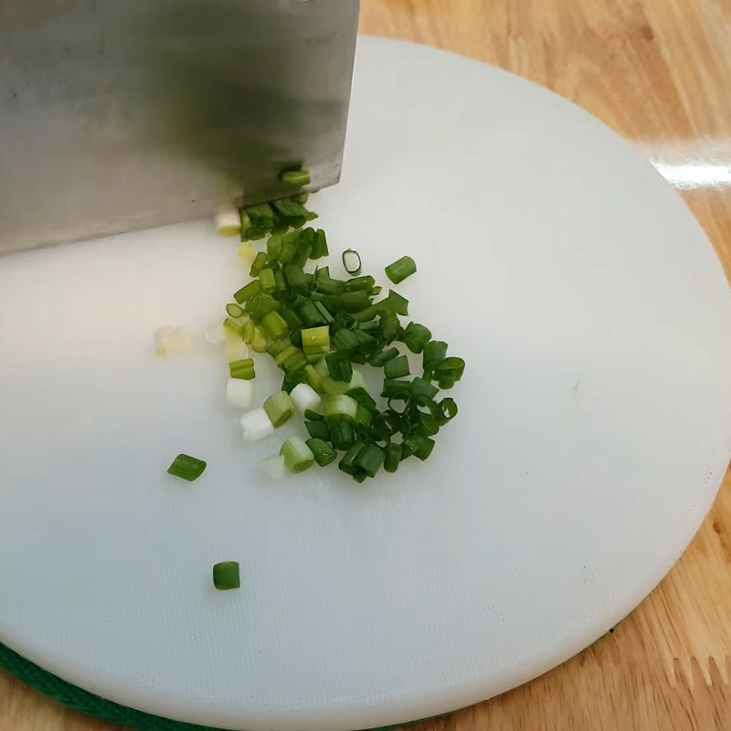 Step 2 Prepare the remaining ingredients Braised buffalo meat with pepper