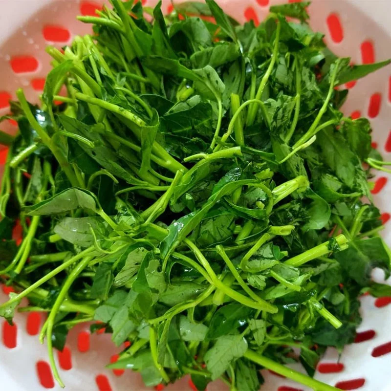 Step 2 Prepare other ingredients Water Spinach and Taro Soup with Crab