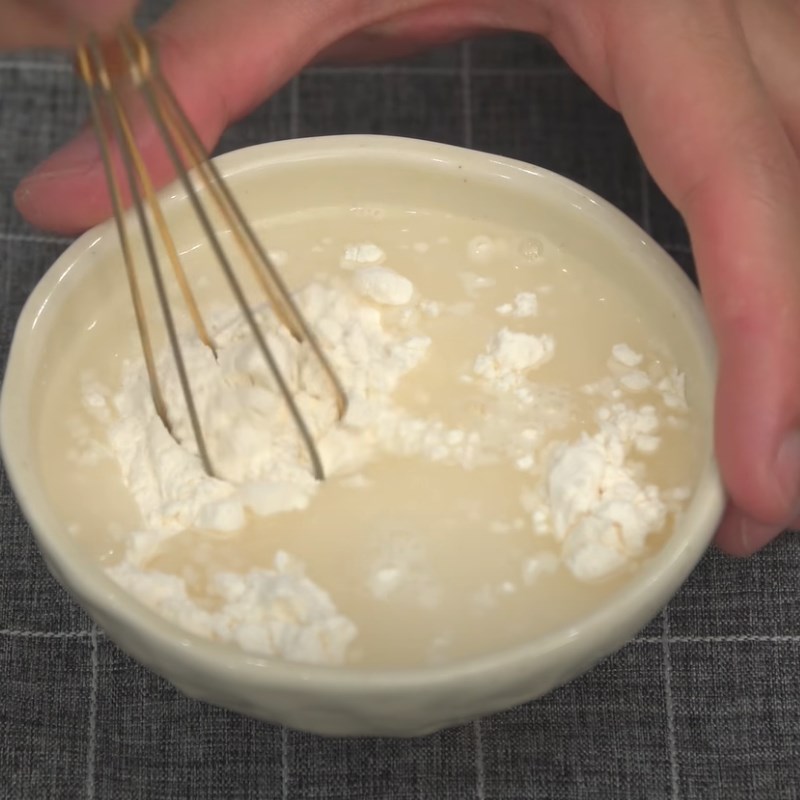 Step 2 Preparing other ingredients for Takoyaki