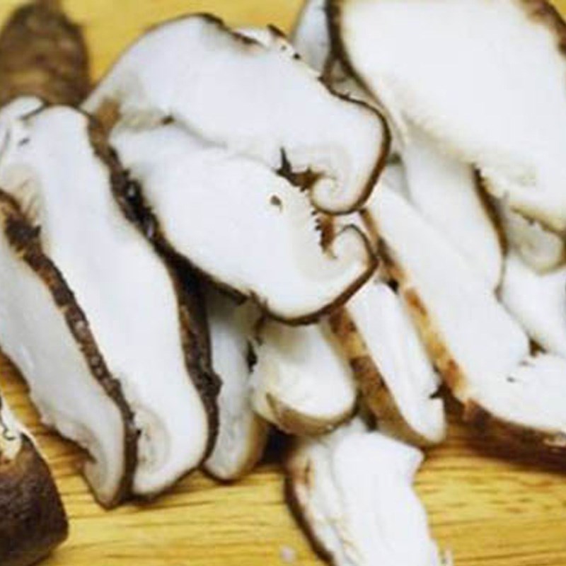 Step 3 Prepare other ingredients for roasted chicken noodles using an air fryer